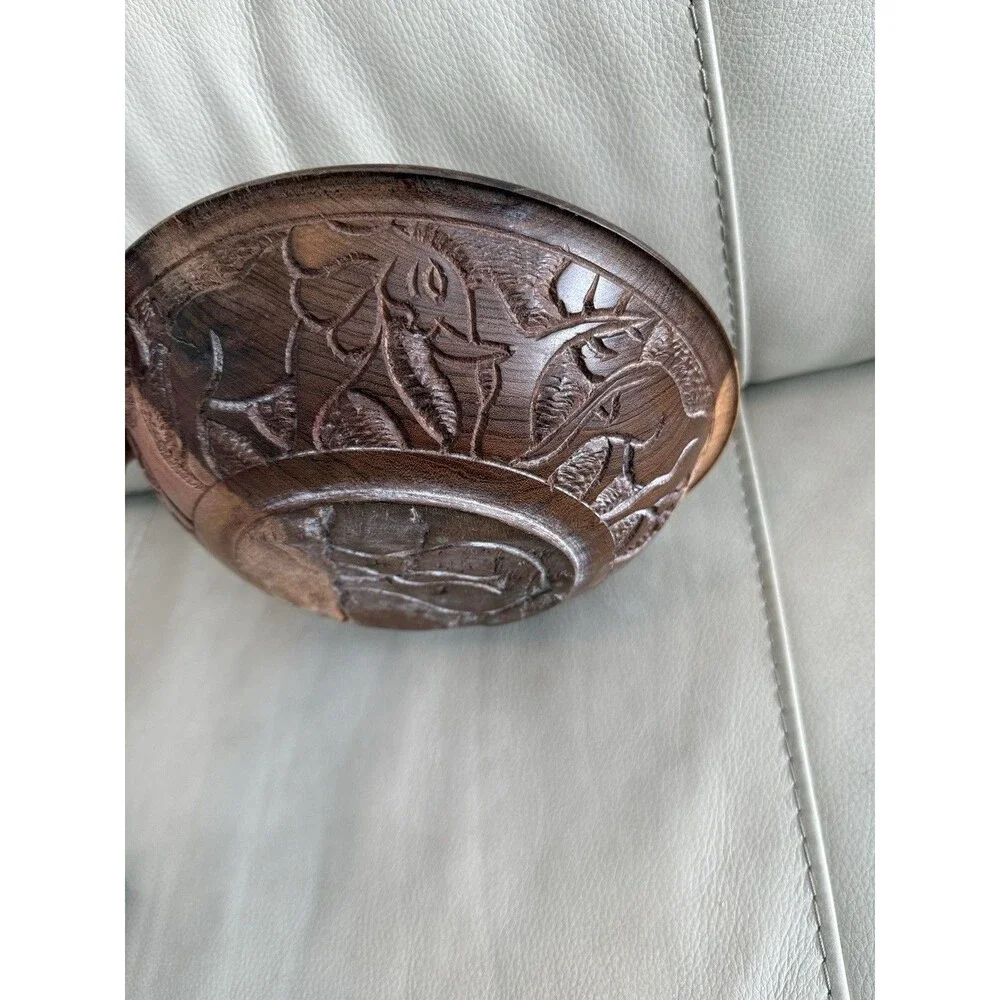 Vintage Hand Carved Wooden Bowl African Wildlife Unique Two Tone EUC